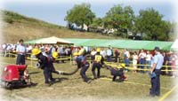 Gradsko vatrogasno natjecanje Grada Križevaca održano 10.08.2003. godine u Apatovcu na snimku Ivana Matosovića